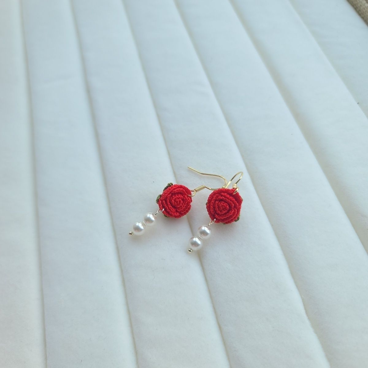 Red rose dangle earrings