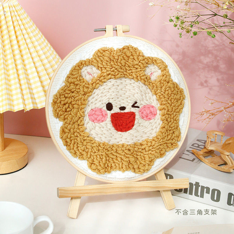 Punch needle kit lovely lion
