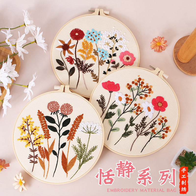 Small flower-embrodery kits for beginner,thread,hoop,fabric,pattern